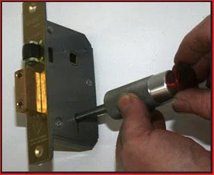 Central Falls Locksmith Store Central Falls, RI 401-249-9242